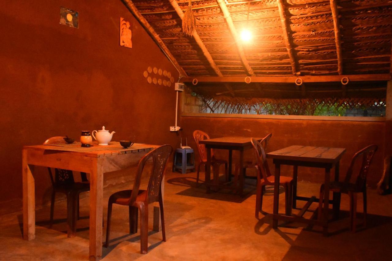 Kuma Safari Lodge Udawalawe Ngoại thất bức ảnh