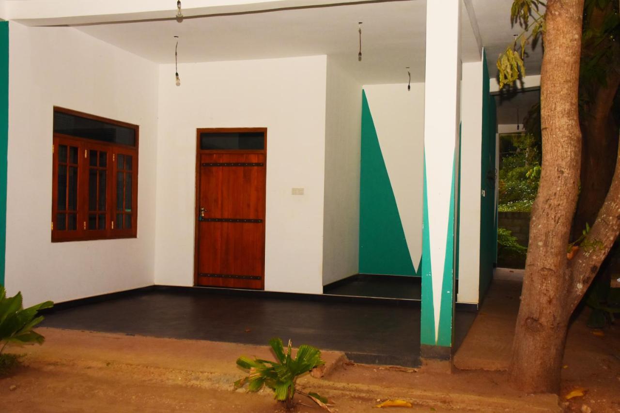Kuma Safari Lodge Udawalawe Ngoại thất bức ảnh
